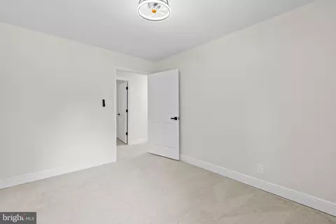 891 Alfred Dr, Pasadena, MD 21122 photo 27