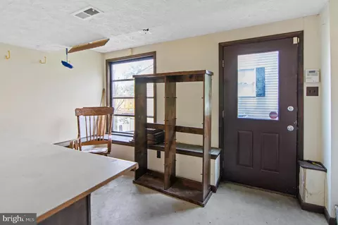 Entry Way - 840 Harbor View Ter, Annapolis, MD 21409 photo 7 of 8