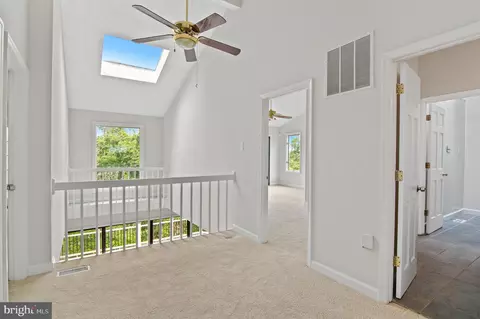 Entry Way - 840 Harbor View Ter, Annapolis, MD 21409 photo 5 of 8