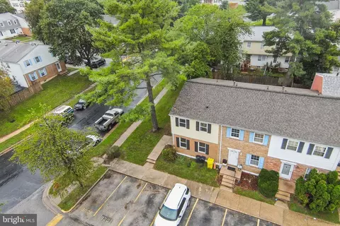 8201 Dunfield Ct, Severn, MD 21144