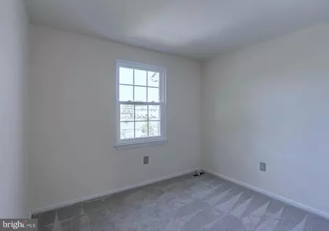 Bedroom - 1056 Salem Harbour, Pasadena, MD 21122 photo 2 of 3