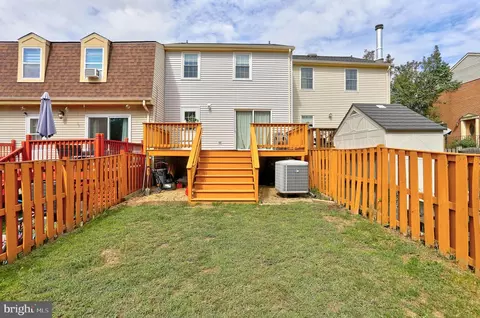 Exterior - 1056 Salem Harbour, Pasadena, MD 21122 photo 1 of 4