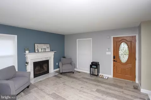 8062 Mayer Ave, Pasadena, MD 21122 photo 6