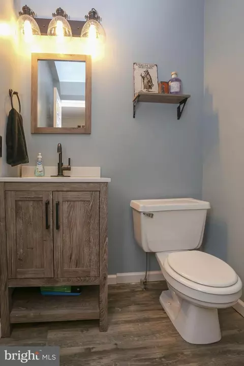 8062 Mayer Ave, Pasadena, MD 21122 photo 17