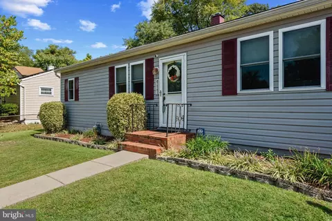 917 Langley Rd, Glen Burnie, MD 21060