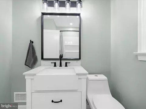 8420 Spring Rd, Pasadena, MD 21122 photo 20