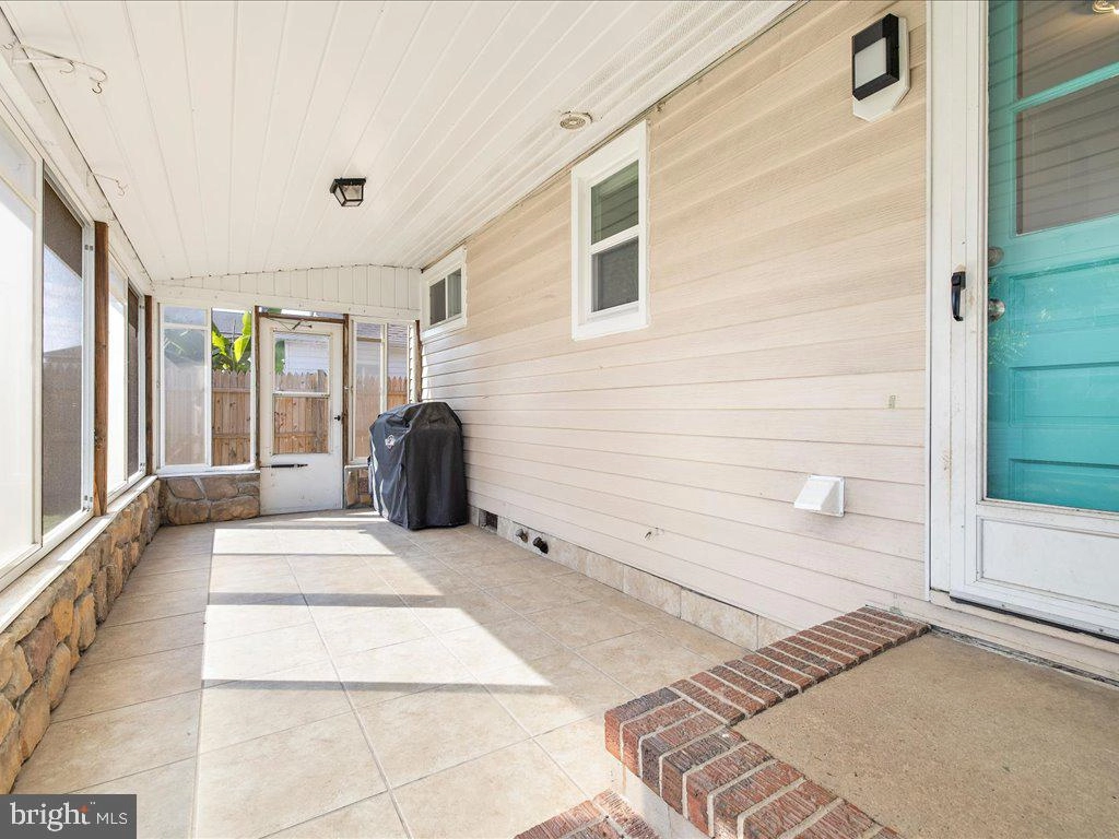 8420 Spring Rd, Pasadena, MD 21122 photo 22