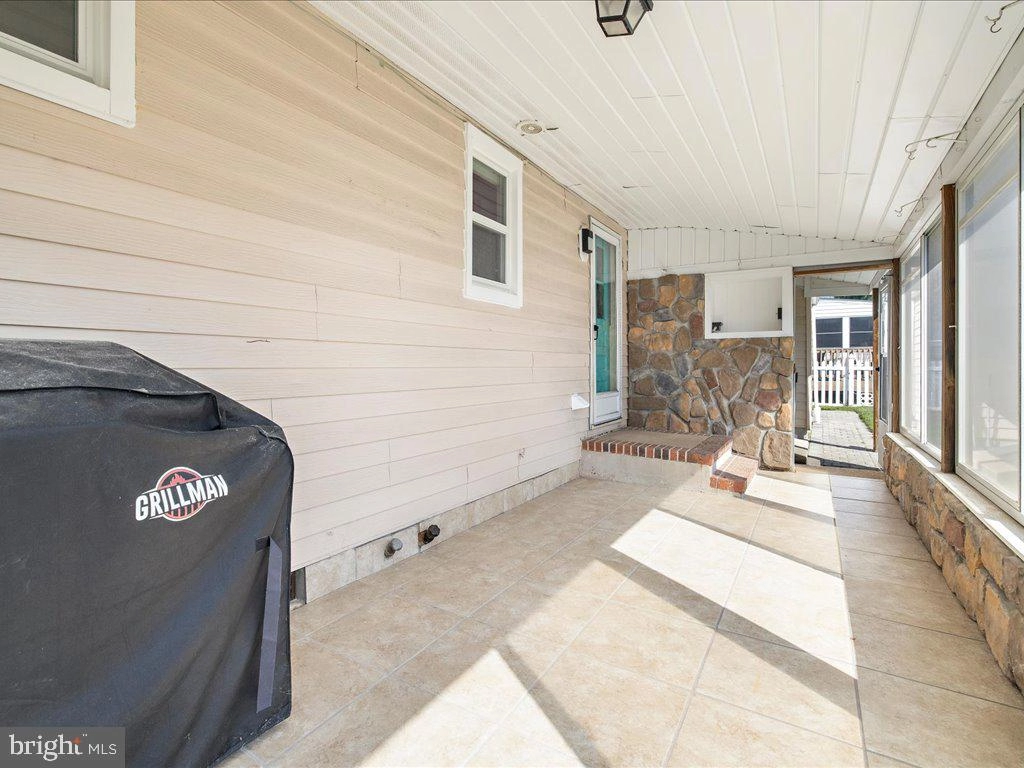 8420 Spring Rd, Pasadena, MD 21122 photo 23