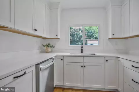 Kitchen - 308 Locust Ave, Annapolis, MD 21401 photo 1 of 1