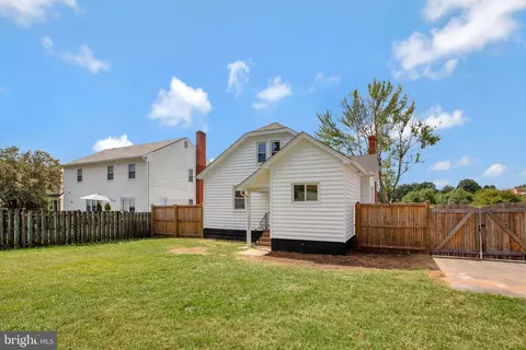 Exterior - 308 Locust Ave, Annapolis, MD 21401 photo 3 of 5