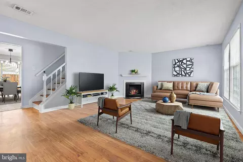 Living - 1715 Gaffney Ct, Crofton, MD 21114 photo 1 of 5