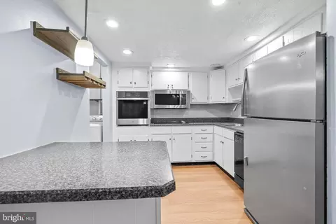 Kitchen - 1715 Gaffney Ct, Crofton, MD 21114 photo 1 of 2