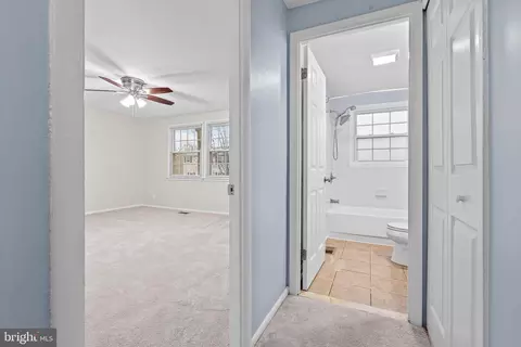 Entry Way - 1715 Gaffney Ct, Crofton, MD 21114 photo 2 of 2