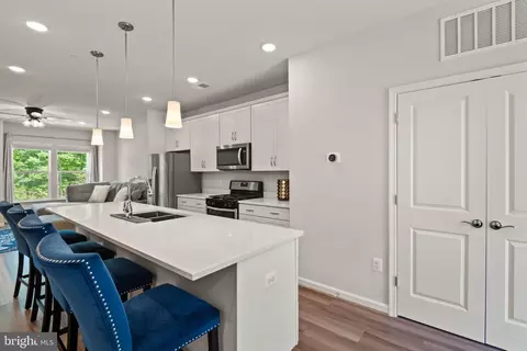 312 Ibis Ct, Laurel, MD 20724 photo 8