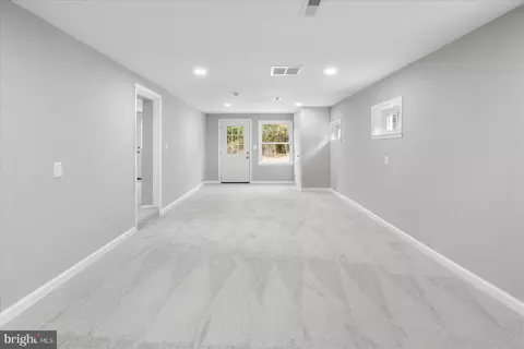 8055 Long Hill Rd, Pasadena, MD 21122 photo 35