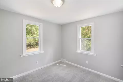8055 Long Hill Rd, Pasadena, MD 21122 photo 26