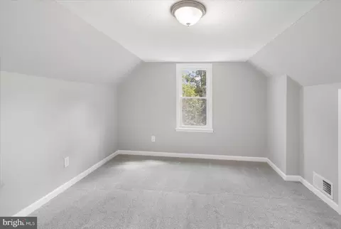 8055 Long Hill Rd, Pasadena, MD 21122 photo 24