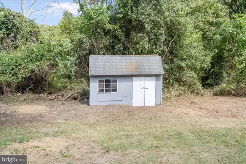 8055 Long Hill Rd, Pasadena, MD 21122 photo 44