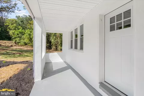 8055 Long Hill Rd, Pasadena, MD 21122 photo 39