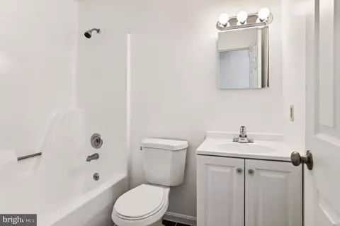 Bath - 819 205th St, Pasadena, MD 21122 photo 1 of 2