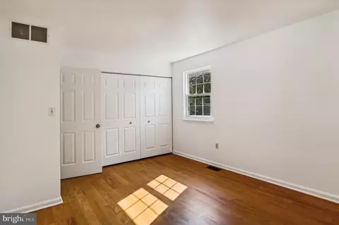 Bedroom - 819 205th St, Pasadena, MD 21122 photo 5 of 7