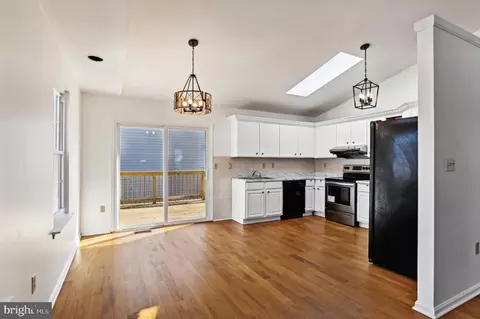 Other - 819 205th St, Pasadena, MD 21122 photo 2 of 6