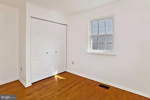 Bedroom - 819 205th St, Pasadena, MD 21122 photo 2 of 7