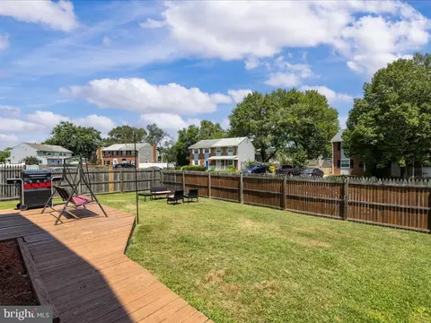 150 Shellcove Rd, Pasadena, MD 21122 photo 2