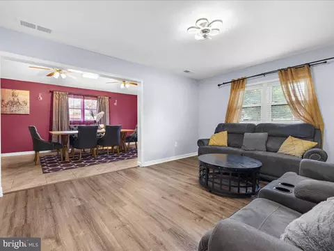 150 Shellcove Rd, Pasadena, MD 21122 photo 5