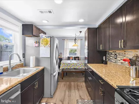 150 Shellcove Rd, Pasadena, MD 21122 photo 12