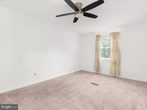 Bedroom - 8165 Old Mill Rd, Pasadena, MD 21122 photo 3 of 6