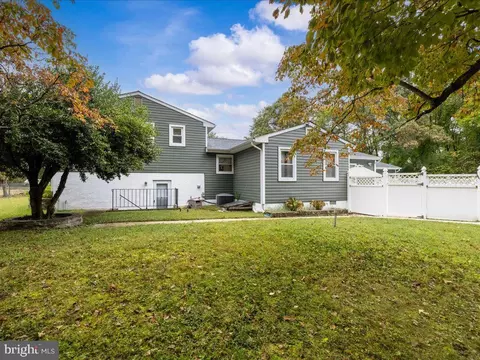 Exterior - 8165 Old Mill Rd, Pasadena, MD 21122 photo 9 of 12