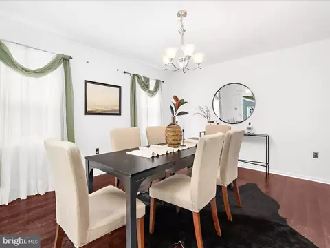 Dining - 8165 Old Mill Rd, Pasadena, MD 21122 photo 2 of 3