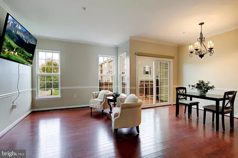 Living - 2520 Selkirk Ct, Crofton, MD 21114 photo 1 of 4