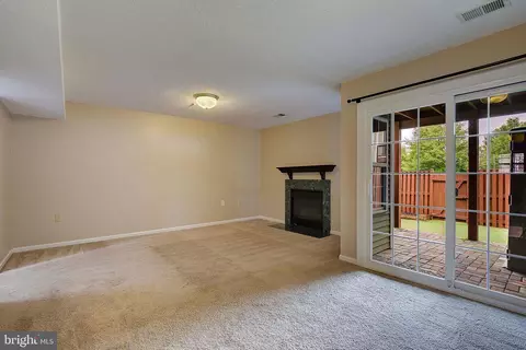 Living - 2520 Selkirk Ct, Crofton, MD 21114 photo 4 of 4