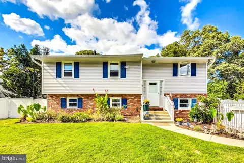454 Manor Rd, Arnold, MD 21012