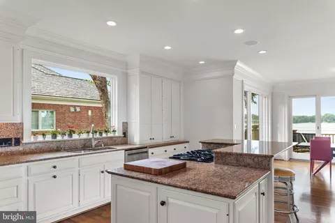 700 S River Landing Rd, Edgewater, MD 21037 photo 19
