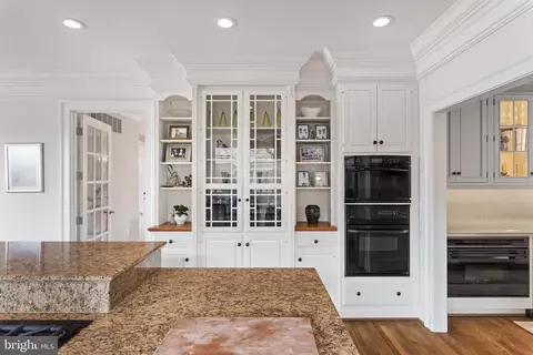 700 S River Landing Rd, Edgewater, MD 21037 photo 21
