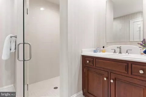 700 S River Landing Rd, Edgewater, MD 21037 photo 34