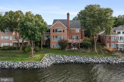 700 S River Landing Rd, Edgewater, MD 21037