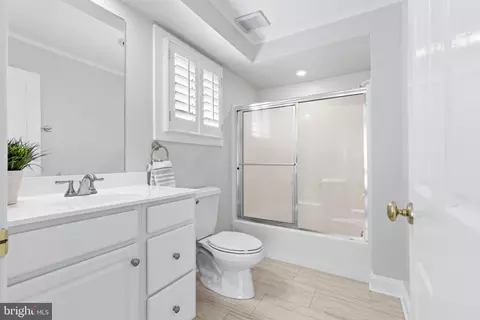 Bath - 1016 Boucher Avenue Ct, Annapolis, MD 21403 photo 3 of 4