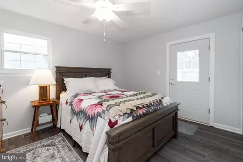 Bedroom - 7716 Grace Ave, Pasadena, MD 21122 photo 1 of 4