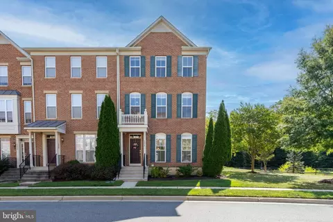 2624 Sour Dock Dr, Odenton, MD 21113