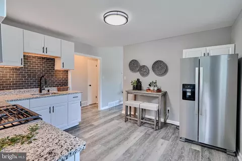 301 W 11th Ave, Brooklyn, MD 21225
