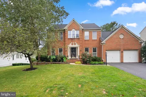 8220 Hortonia Point Dr, Millersville, MD 21108