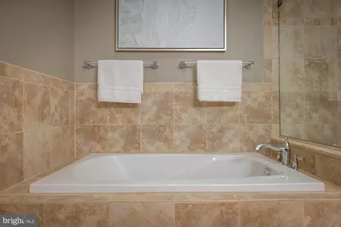 Bath - 8469 Kenton Rd, Pasadena, MD 21122 photo 5 of 12