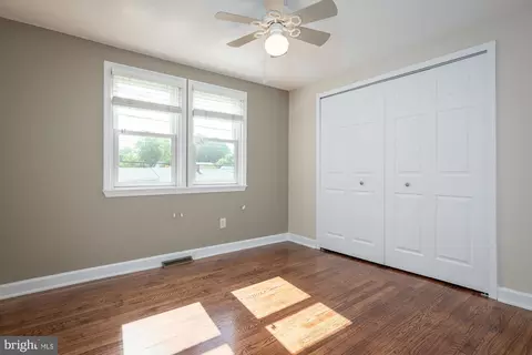 Bedroom - 8469 Kenton Rd, Pasadena, MD 21122 photo 3 of 4