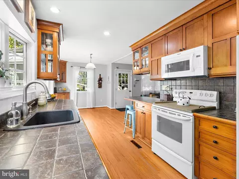 Kitchen - 8440 Main Ave, Pasadena, MD 21122 photo 5 of 5