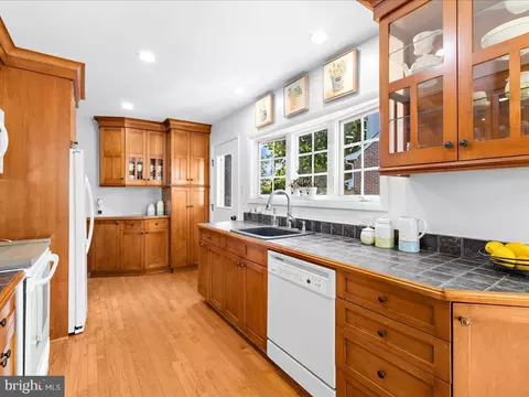 Kitchen - 8440 Main Ave, Pasadena, MD 21122 photo 2 of 5