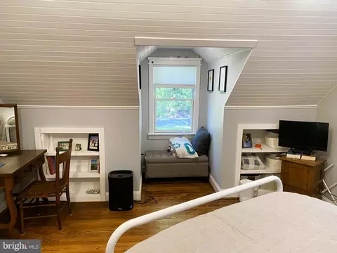 Bedroom - 1241 Dixona Dr, Edgewater, MD 21037 photo 2 of 2